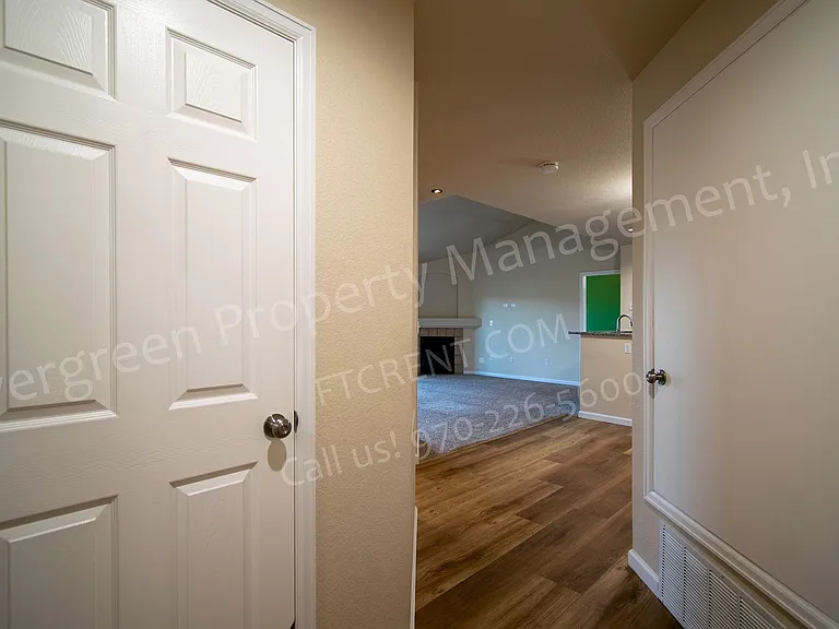 5225 White Willow Dr #M200 — Photo 5