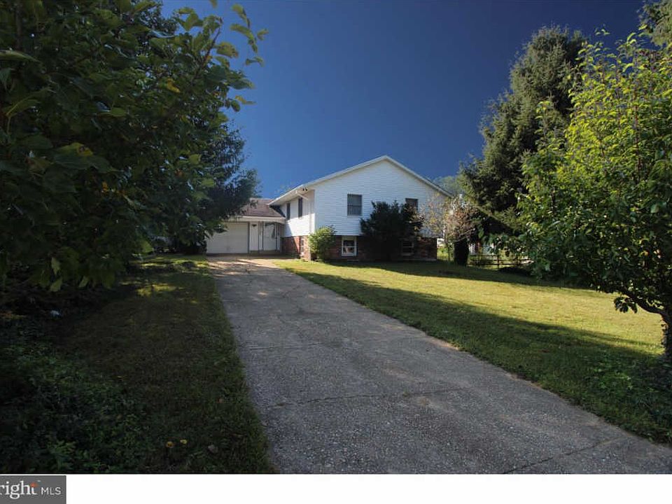1st image of 120 Garwood Dr