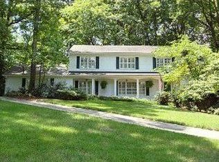 640 Edgewater Trl, Sandy Springs, GA 30328