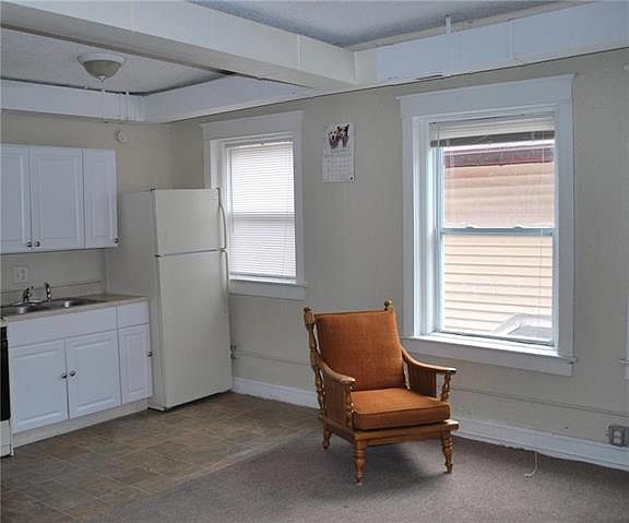 2nd image of 2654 E 8th St