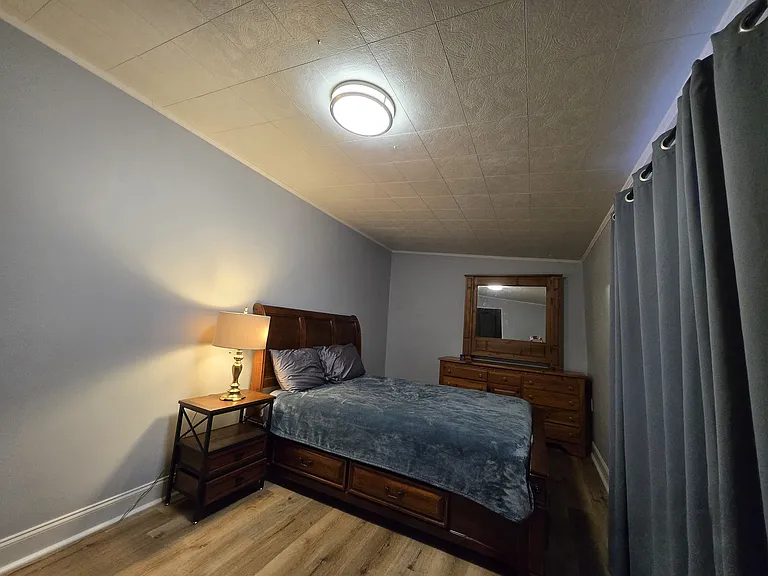 106 Phillips Ln — Photo 7