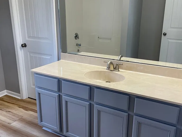 4019 Darrow Dr — Photo 18