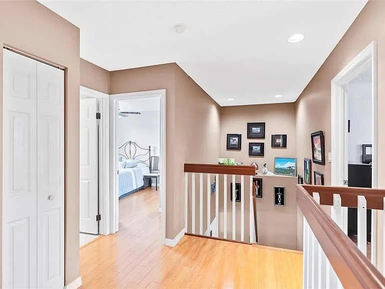 9505 Aegean Dr — Photo 28