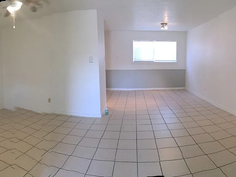 2521 N Travis St #3A — Photo 1
