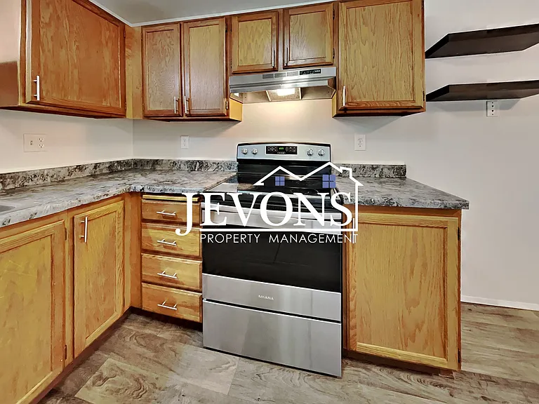 5017 S Orchard St #D — Photo 3