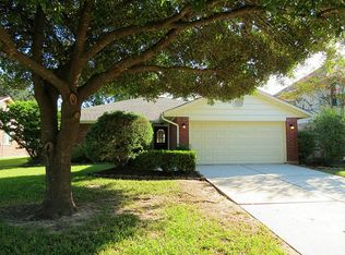 2215 Old Oak Ln, Kingwood, TX 77339