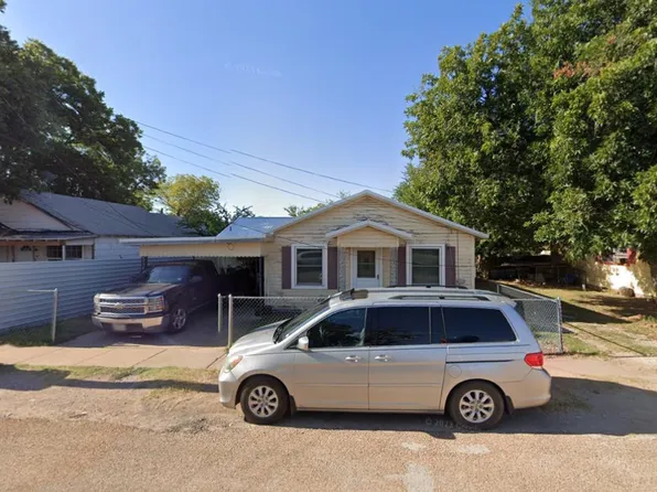 109 E Jones St, Winters, TX 79567