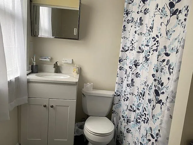 13 Burlington St #2 — Photo 3
