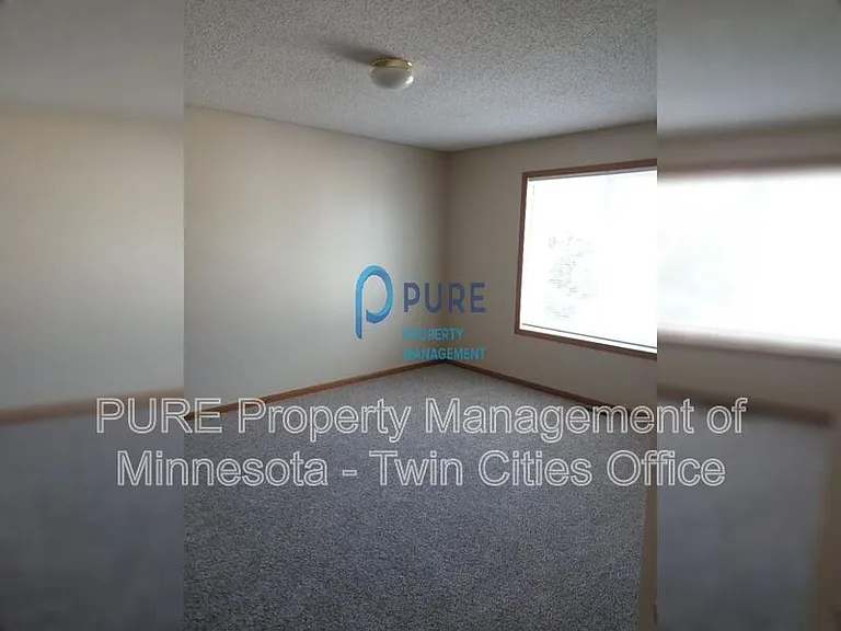 6742 Meadow Grass Ln S — Photo 11