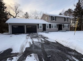 45 Hillview Dr, Norwich, NY 13815