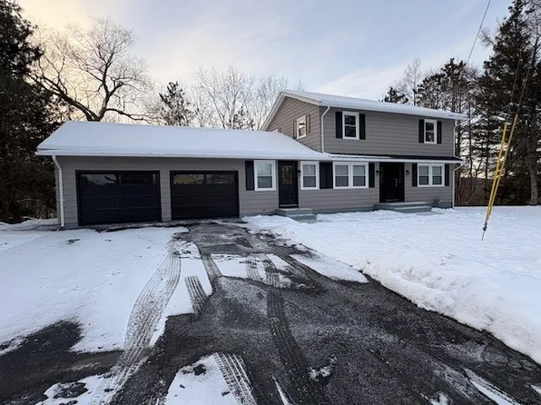 45 Hillview Dr, Norwich, NY 13815