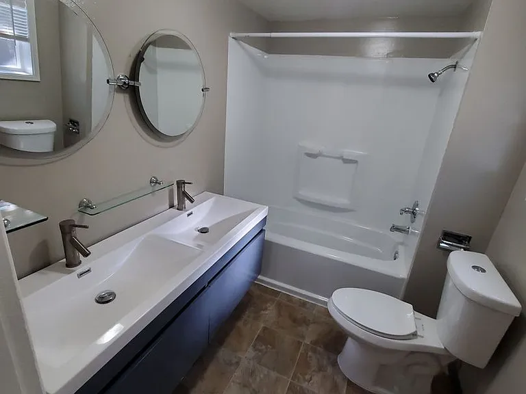 926 SE Uglow Ave #2 — Photo 7