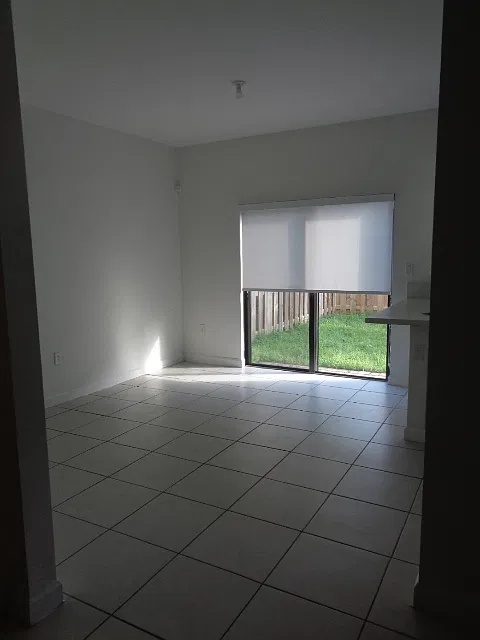 3 bed, 2.5 bath, 1442 sqft, $2,750 — Photo 3