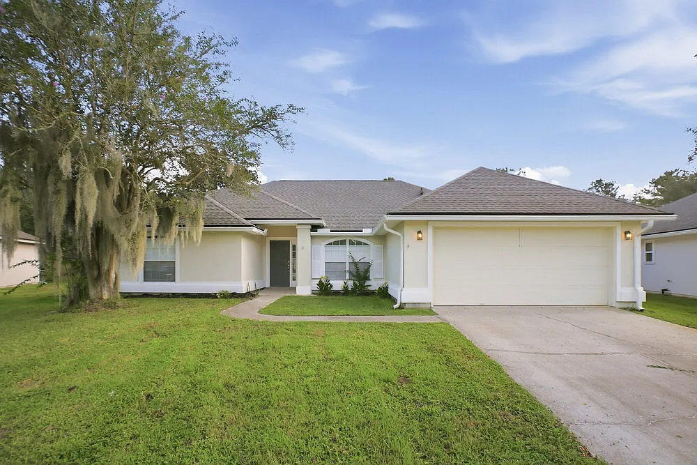 4 bed, 2.0 bath, 1827 sqft, $2,420 — Photo 1