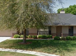 2204 Spoonbill Ct, Valrico, FL 33596
