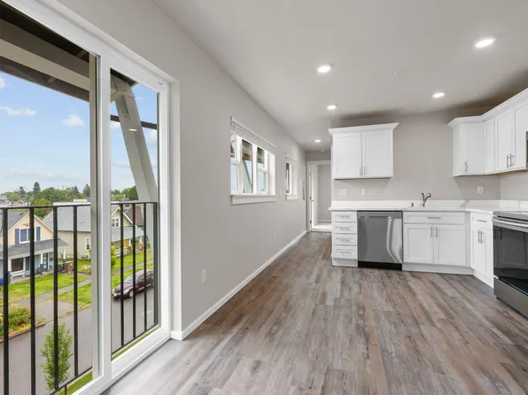 Yakima Apartments, 3714 Yakima Ave #105, Tacoma, WA 98418