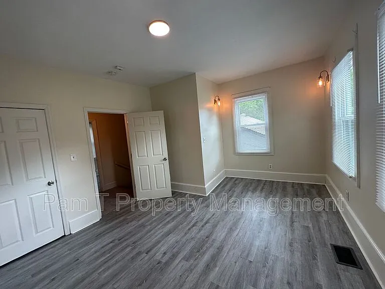 816 Ott St — Photo 12