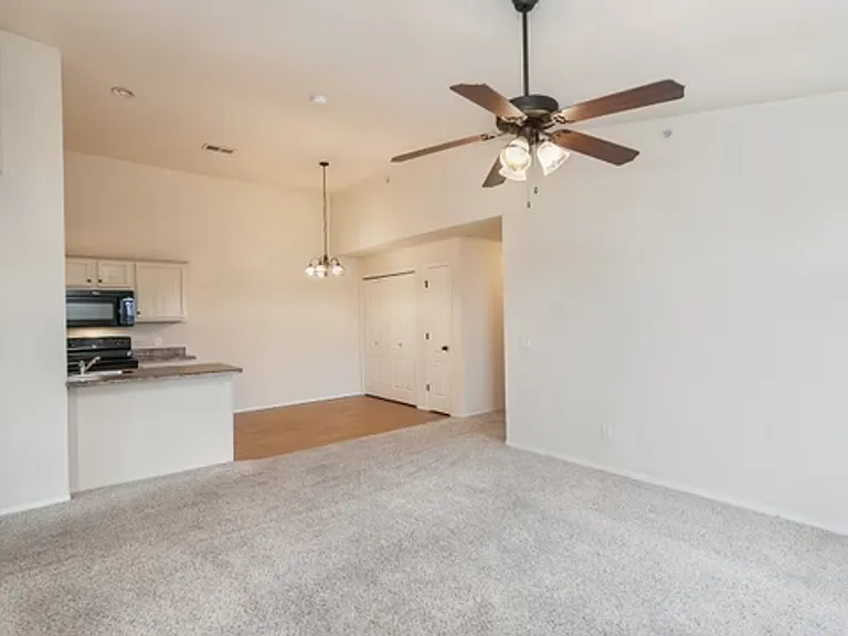 Town and Country Village Apartments — Photo 11