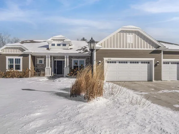 10144 South Creekview COURT, Franklin, WI 53132