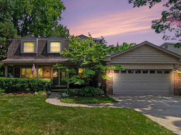 14074 Riverside St, Livonia, MI 48154