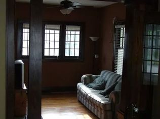 242 W 10th St, Holland, MI