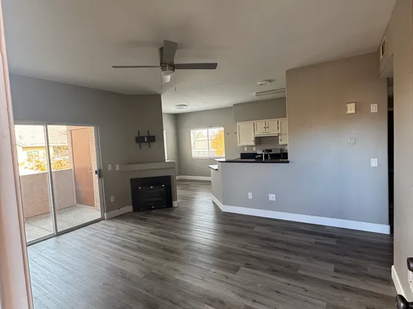 1050 E Cactus Ave, Las Vegas, NV