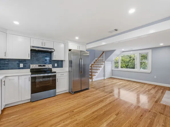 118 Washington St #118, Melrose, MA 02176
