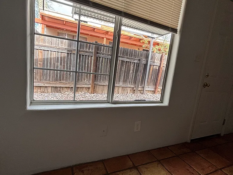 5760 E 23rd St #B — Photo 25