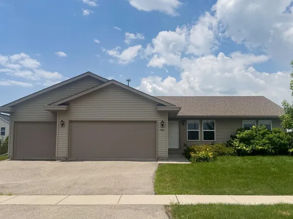 902 Foley Rd, Belvidere, IL 61008