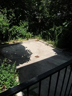 Rented by Realty 2000 Corp | media 7