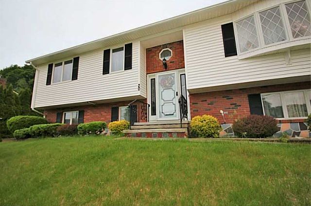 1st image of 20 Murray Ave