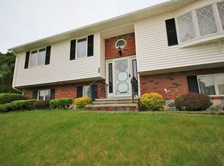 20 Murray Ave, Auburn, MA 01501