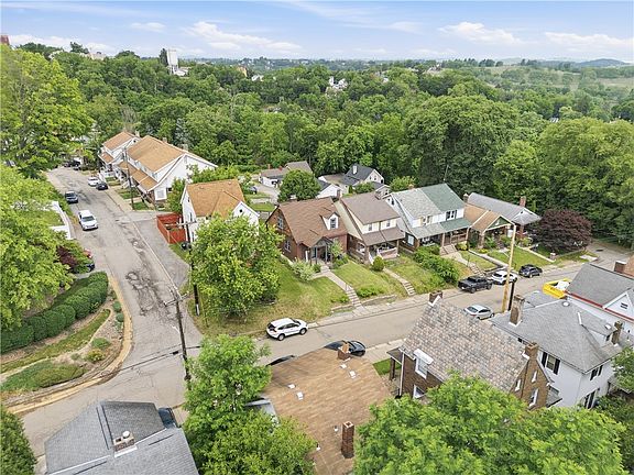 4th image of 4471 Highridge St