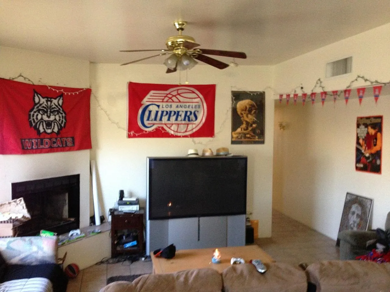 4 bed, 2.5 bath, 1656 sqft, $2,940 — Photo 4