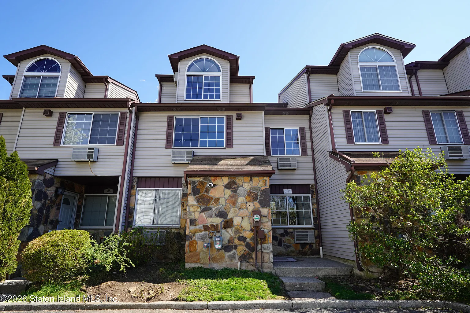 27 Croft Ct photo 1