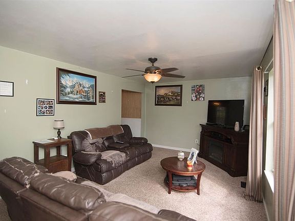 2nd image of 2205 Brent Ann Dr