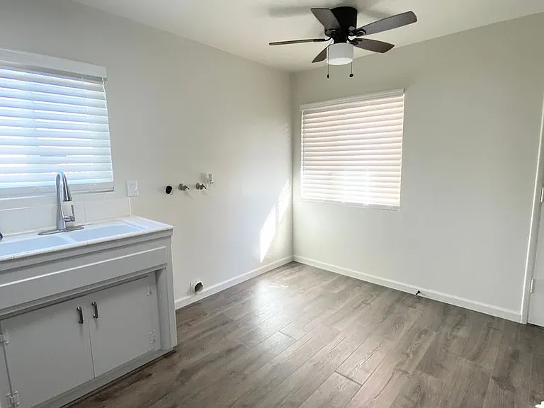 232 1/2 S G St — Photo 5