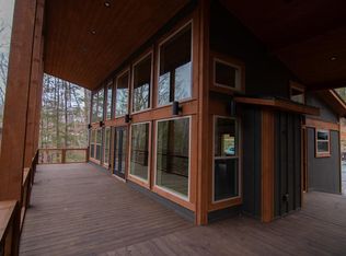 1990 Big Crk, Blue Ridge, GA 30513