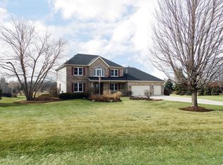 10N878 Oak Ridge Dr, Elgin, IL 60124