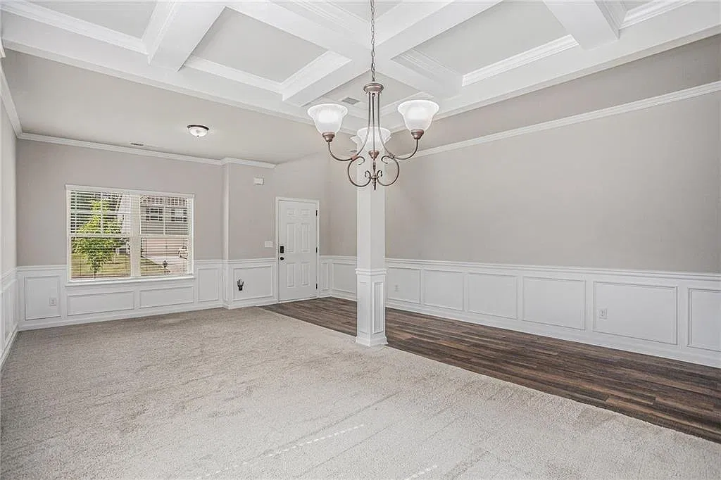 4 bed, 2.5 bath, 2894 sqft, $2,700 — Photo 3