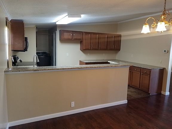 2nd image of 68 Winding Ln