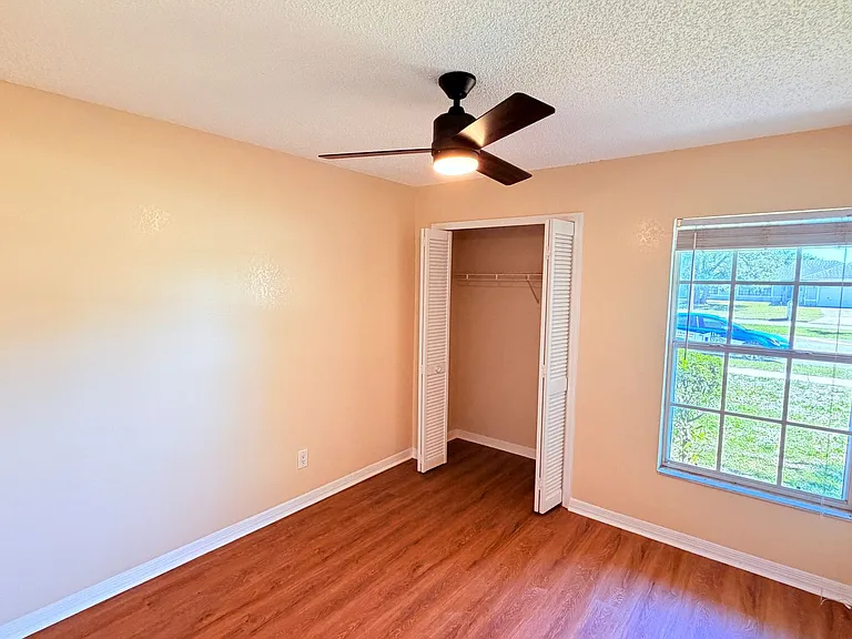 20515 Macon Pkwy — Photo 26