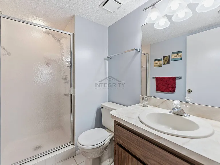 8305 Sandwedge Cir #A — Photo 17