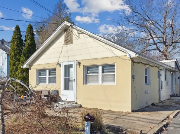 23 E 3Rd St, Howell Twp., NJ 07731