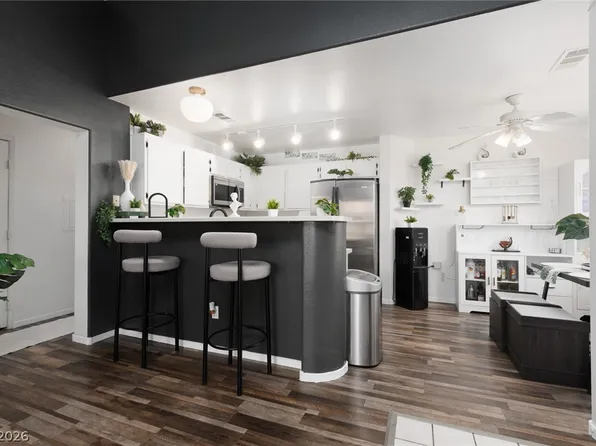 1881 W Alexander Rd Unit 2066, North Las Vegas, NV 89032