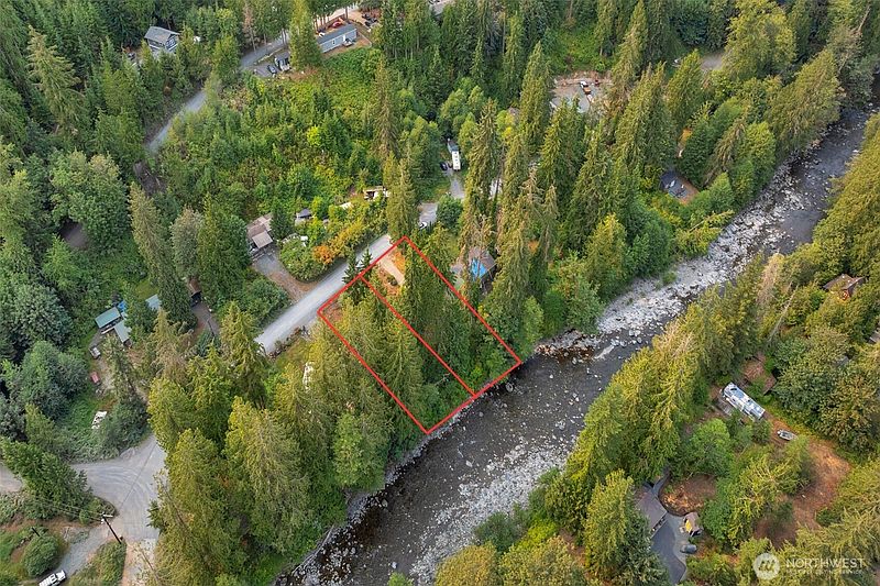 3rd image of 127 XX Crystal Springs Road