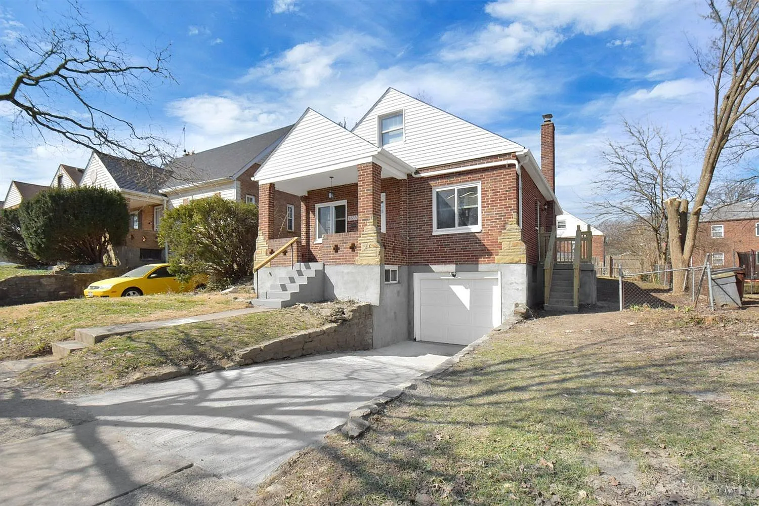 8335 Roland Ave photo 1