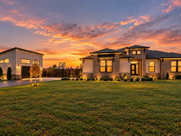 4737 W 100 S, Bargersville, IN 46106