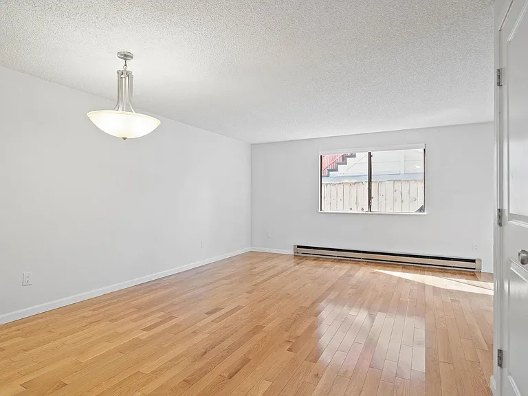 2730-2734 SE Alder St #2732 — Photo 8