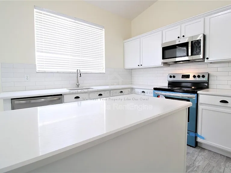 8556 Greenbank Blvd — Photo 16